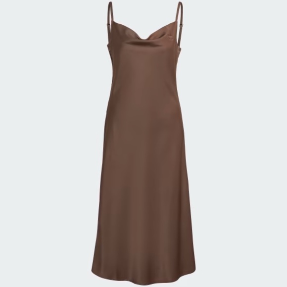 Brand New Adidas SLIP-ON DRESS - Picture 5 of 12